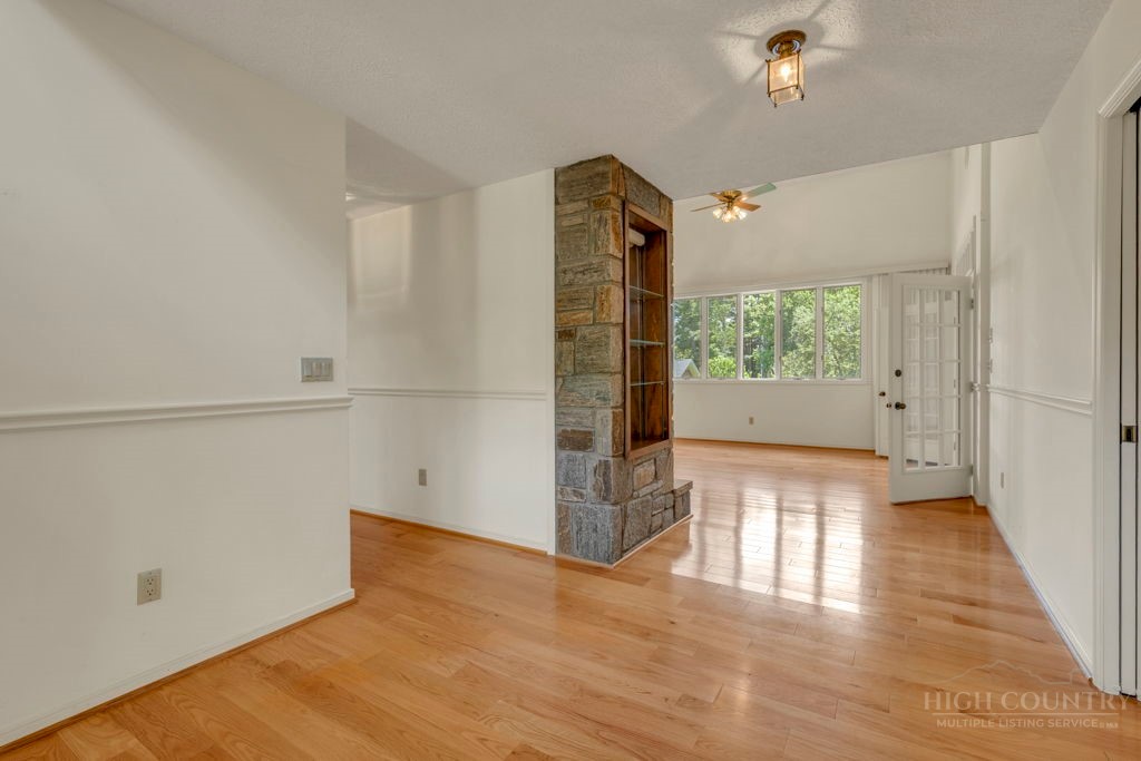 787 Hillcrest Circle Boone, NC 28607 - Photo 3 of 25