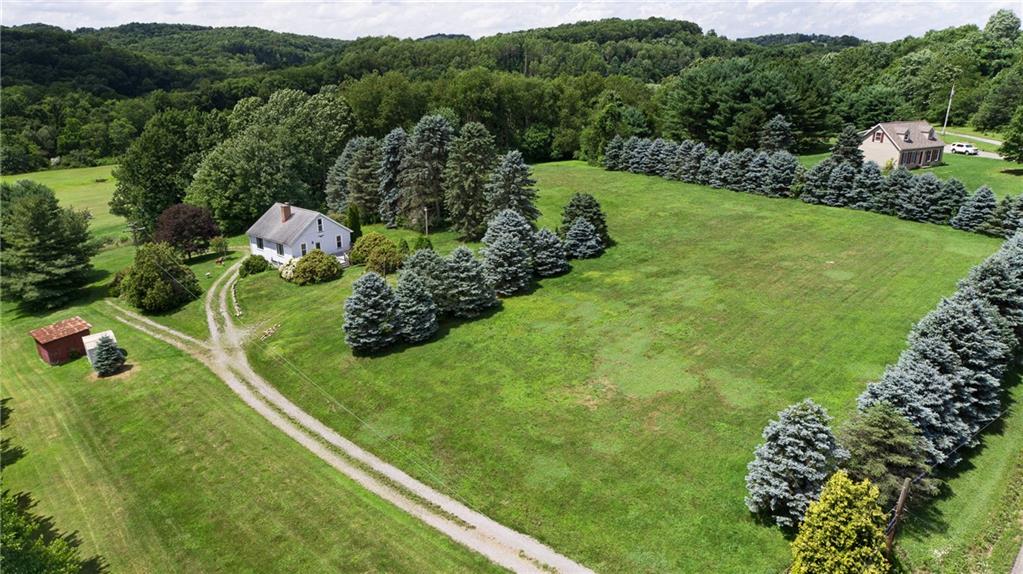 228 Pfeifer Road Harmony, PA 16037 - Photo 3 of 20