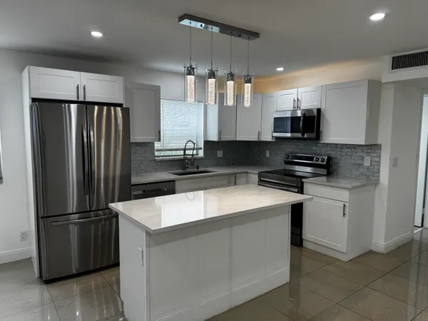 $1,750 | 153 Monaco Way, Unit D, Delray Beach, FL 33446