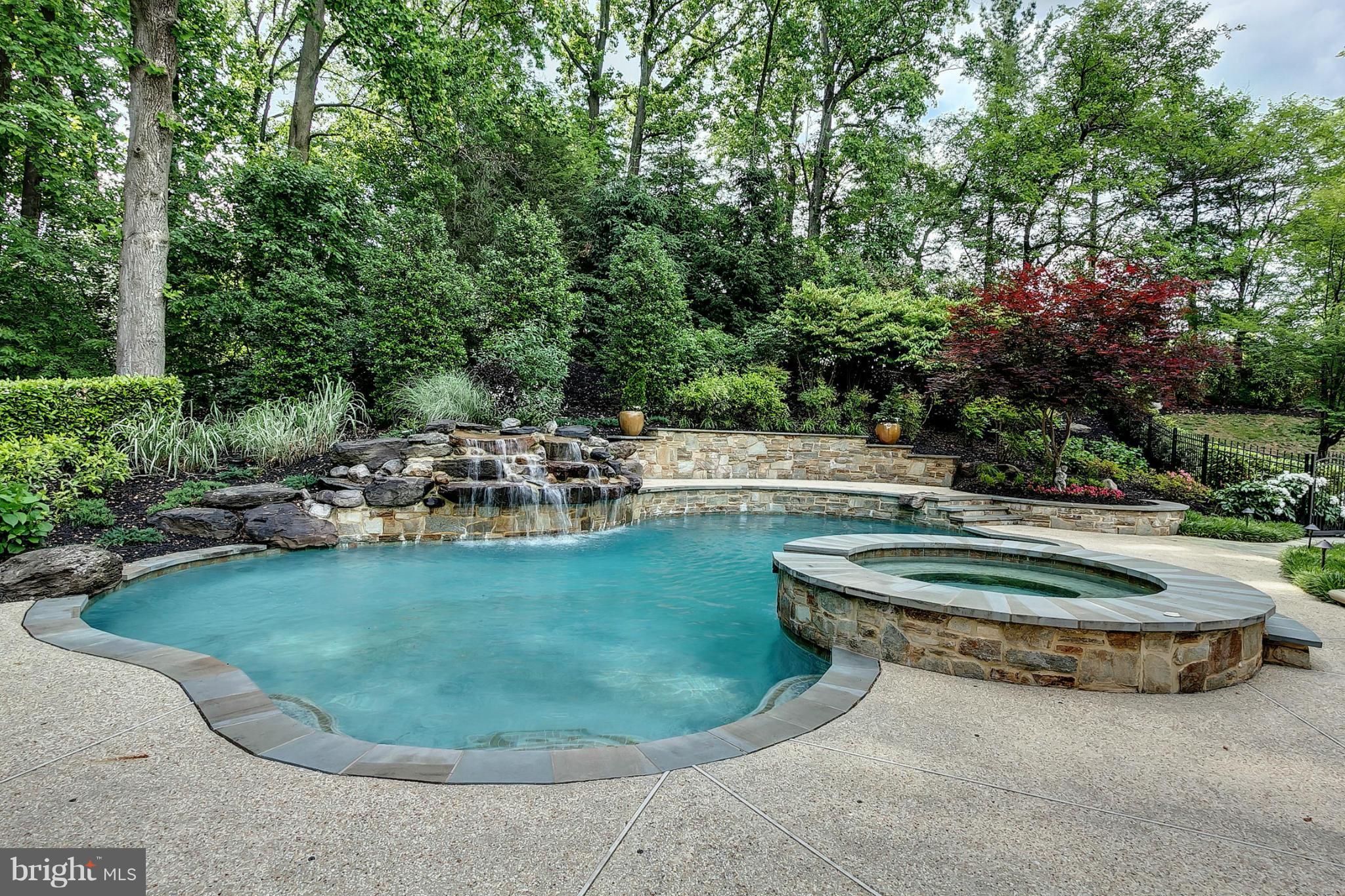 13618 Blenheim Road North Phoenix, MD 21131 - Photo 25 of 30 Heated Pool