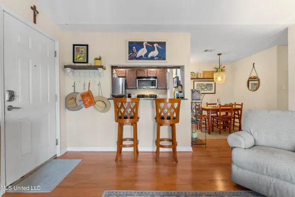$249,900 | 2421 Beachview Drive, Unit H12, Ocean Springs, MS 39564