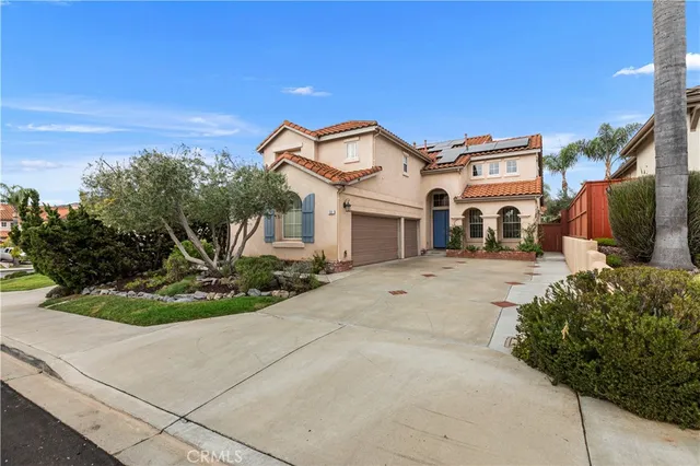 $1,100,000 | 591 Chesterfield Circle, San Marcos, CA 92069