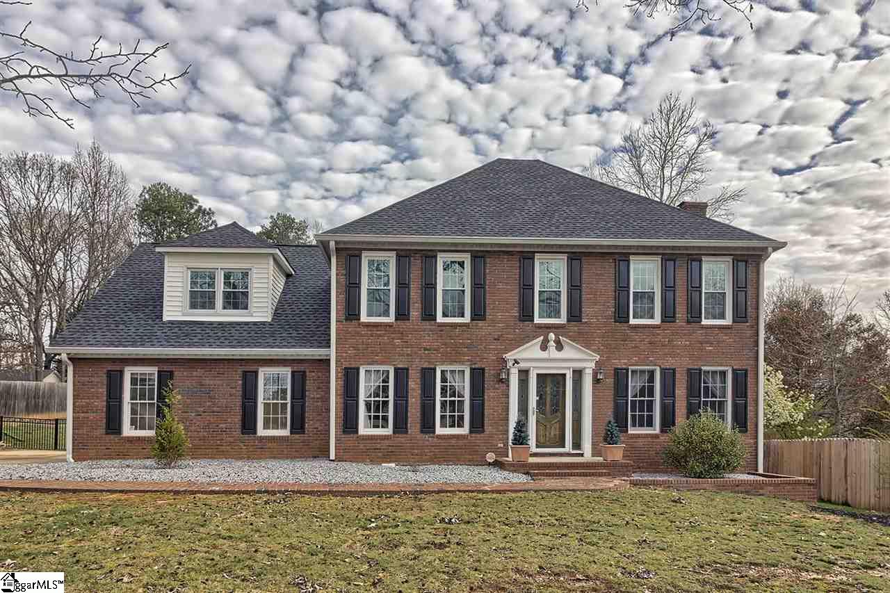 415 Quail Run Circle Fountain Inn, SC 29644 - Photo 2 of 35 Gallery Image 2