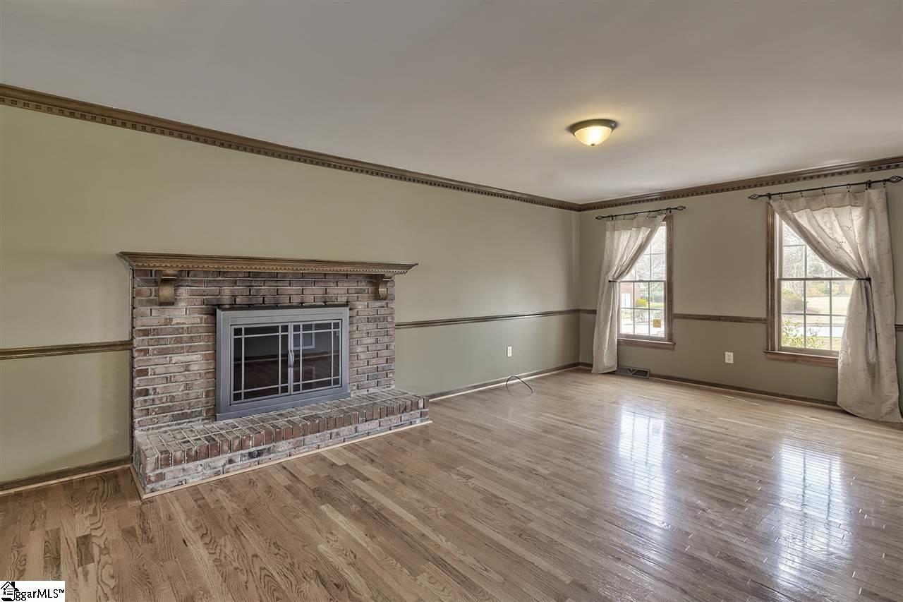 415 Quail Run Circle Fountain Inn, SC 29644 - Photo 11 of 35 Gallery Image 11