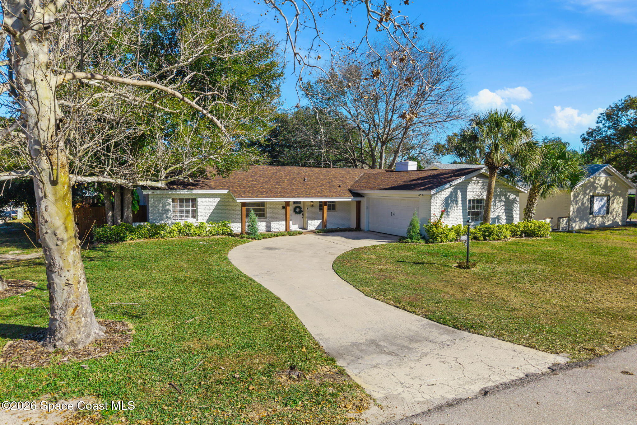 2319 Hunterfield Road Maitland, FL 32751 - Photo 41 of 48 Front Yard Views