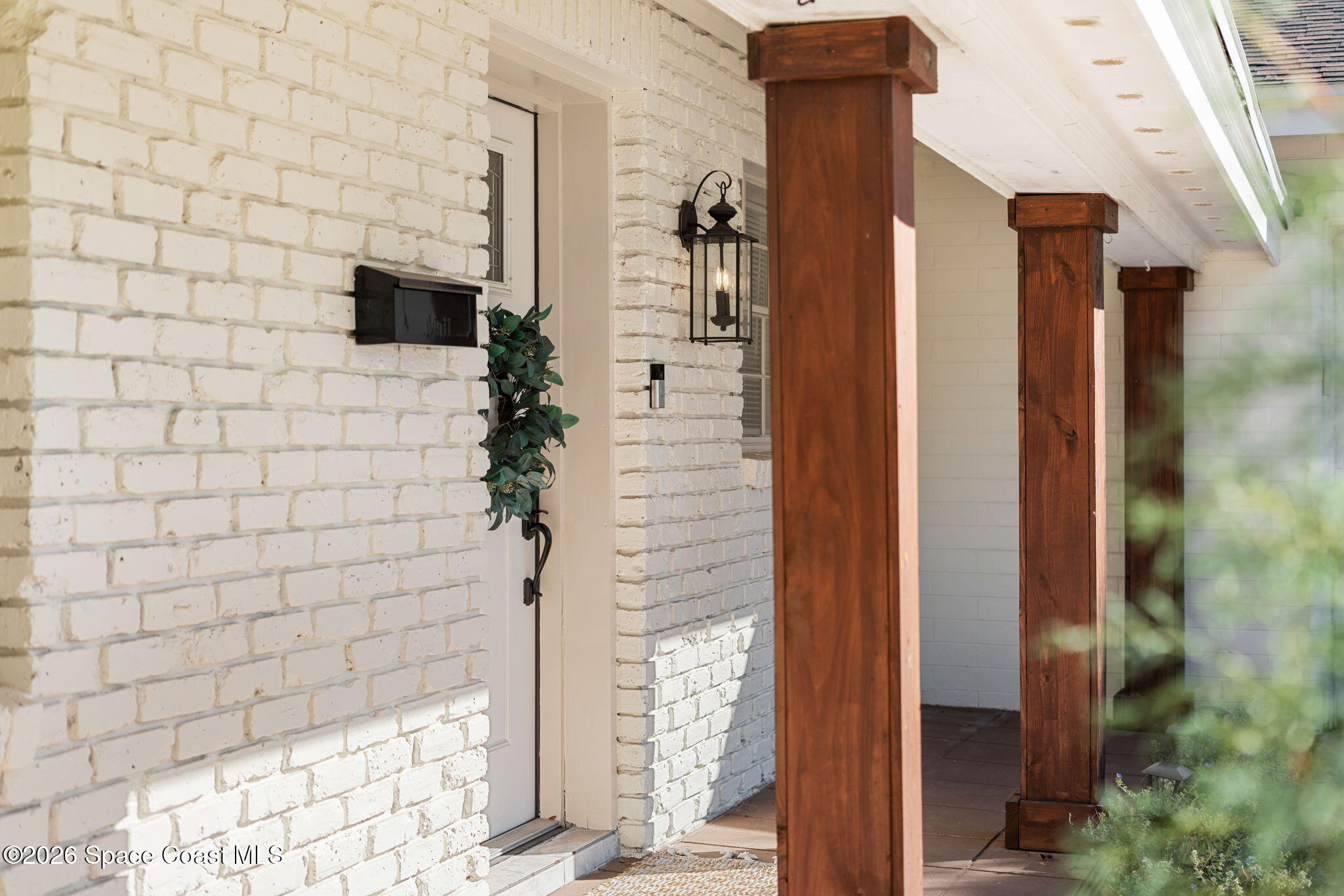 2319 Hunterfield Road Maitland, FL 32751 - Photo 5 of 48 Step Inside 2319 Hunterfield Road