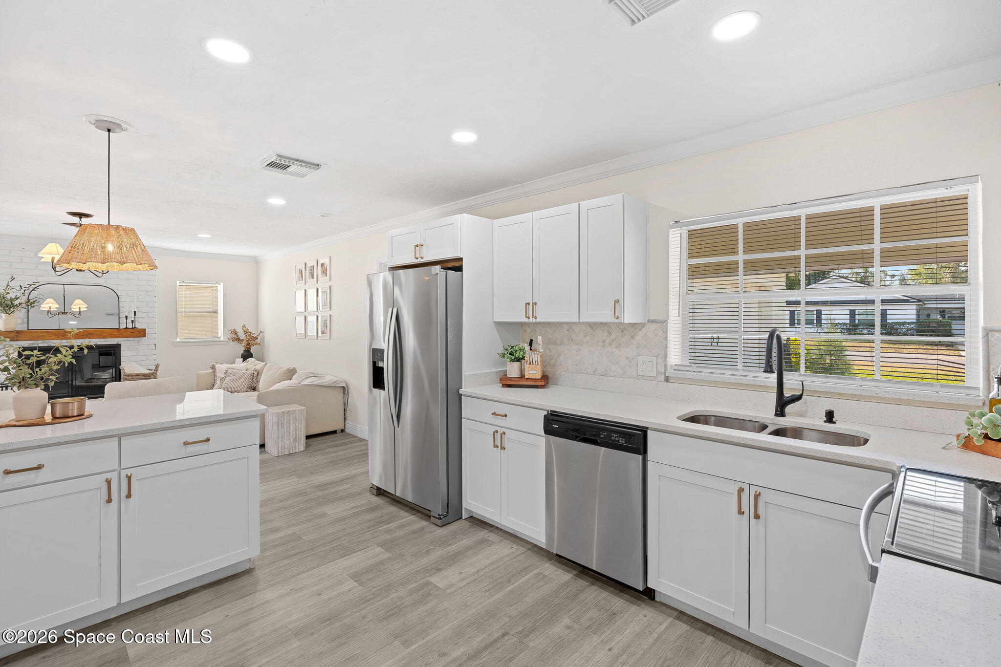 2319 Hunterfield Road Maitland, FL 32751 - Photo 10 of 48 Kitchen Views