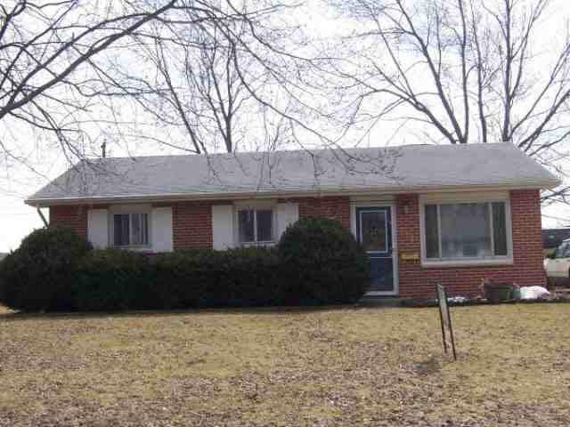136 South Park Lane Butler, IN 46721 - Photo 1 of 8 Gallery Image 1