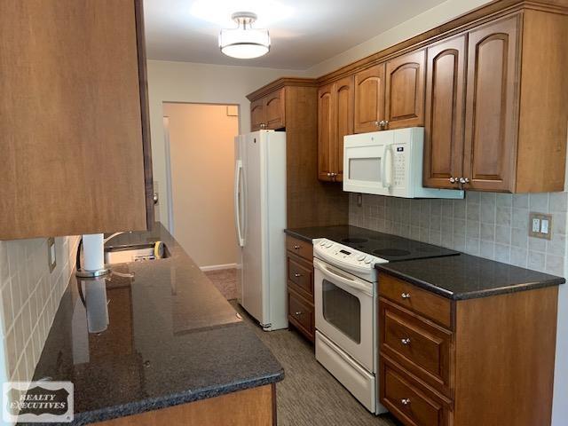 70560 Morency Drive Romeo, MI 48065 - Photo 5 of 44 50051764-4.JPG