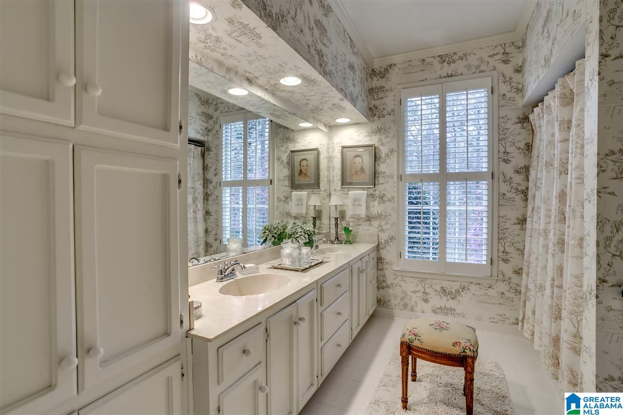 3667 Brookwood Road Birmingham, AL 35223 - Photo 21 of 34