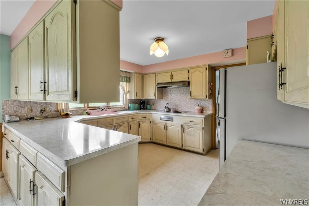 5153 Lake Shore Road Hamburg, NY 14075 - Photo 13 of 49