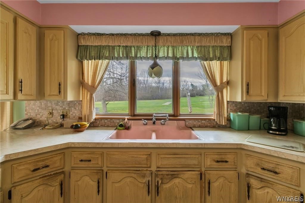 5153 Lake Shore Road Hamburg, NY 14075 - Photo 18 of 49
