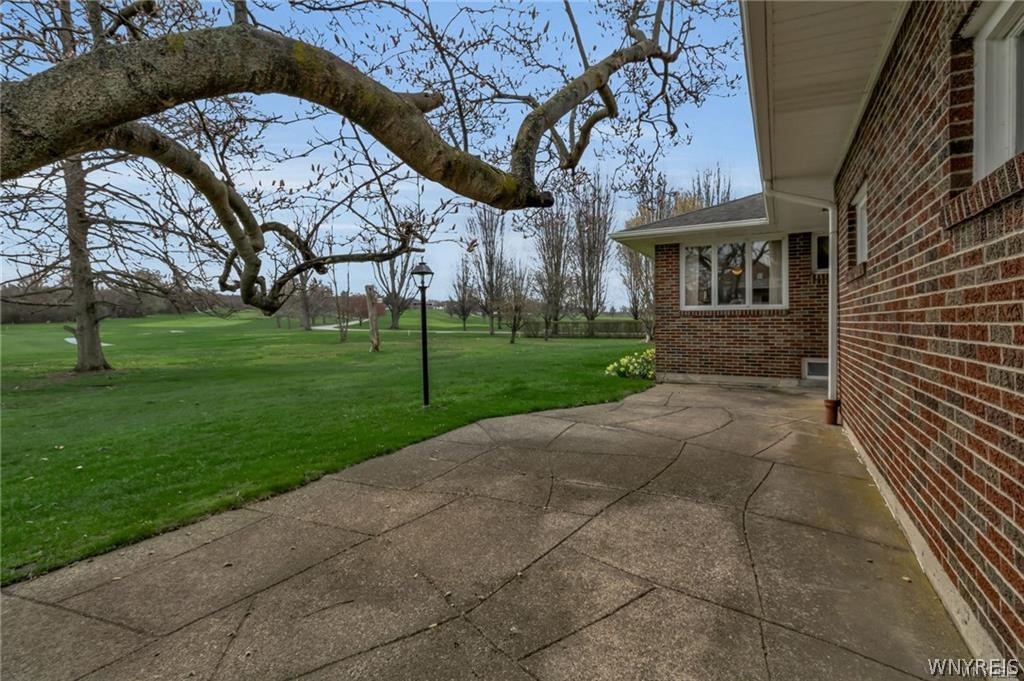 5153 Lake Shore Road Hamburg, NY 14075 - Photo 5 of 49