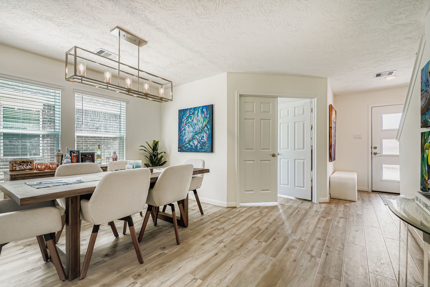 25606 White Alpine Drive Spring, TX 77373 - Photo 9 of 29 Dining Room