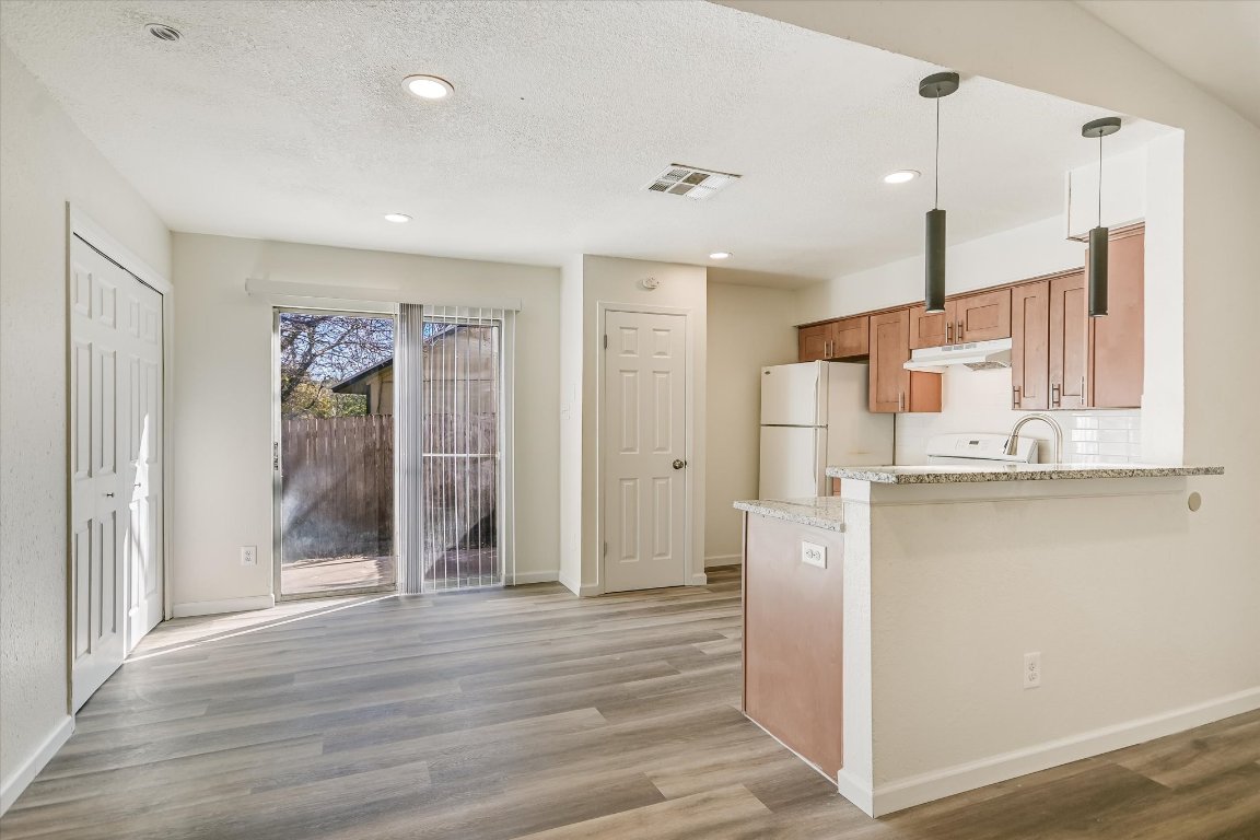 1402 Waterloo Trail, Unit B Austin, TX 78704 - Photo 7 of 18