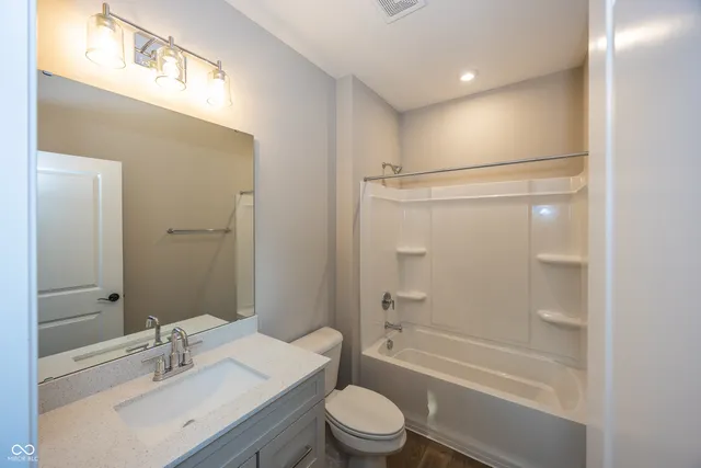 $859,900 | 9437 North Dogwood Drive, McCordsville, IN 46055