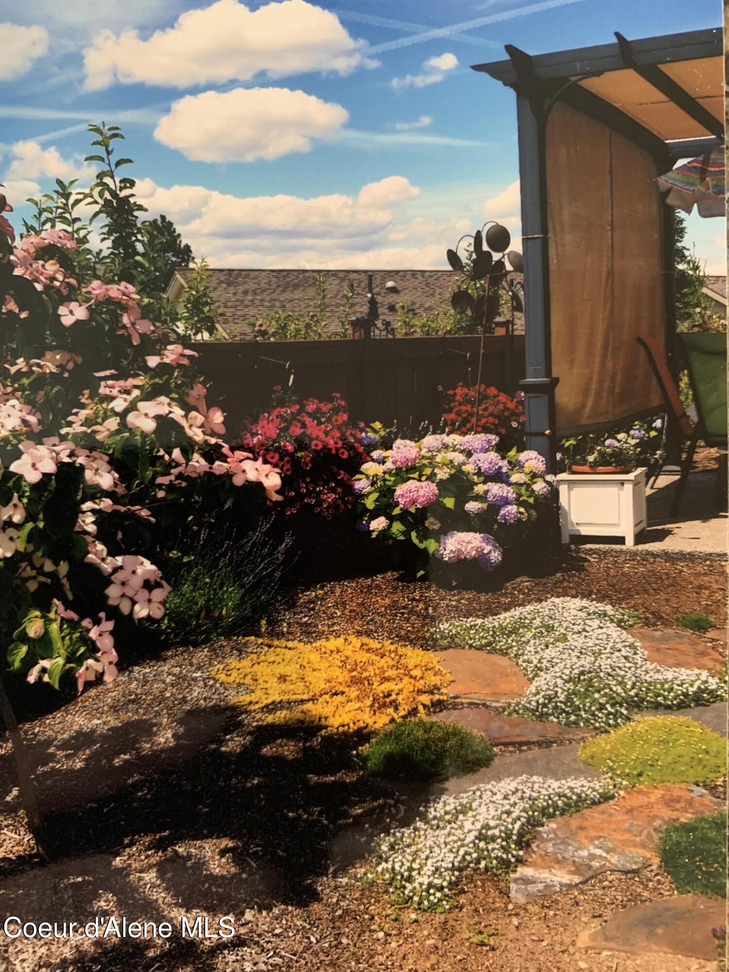 962 Waterloo Lane Coeur D'Alene, ID 83815 - Photo 15 of 46 Spring/Summer