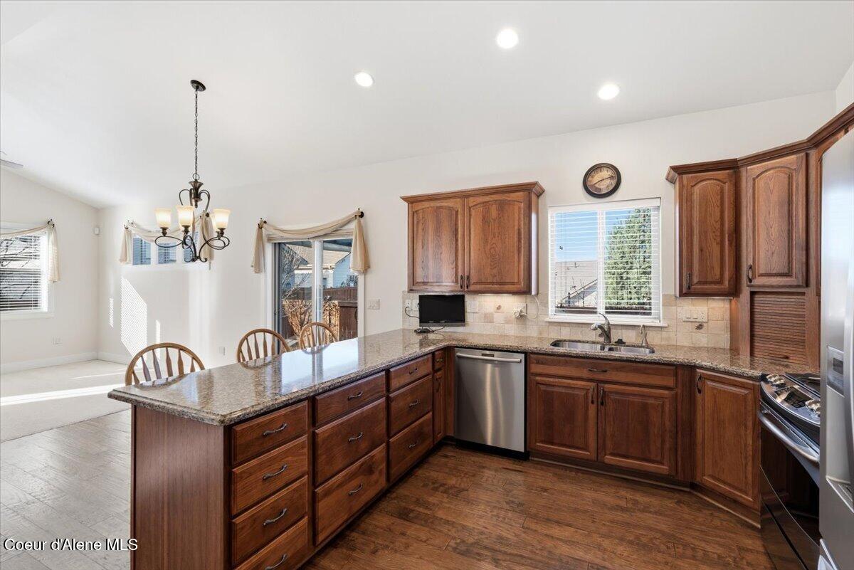 962 Waterloo Lane Coeur D'Alene, ID 83815 - Photo 20 of 46 22-962 Waterloo Ln_RedHogMedia