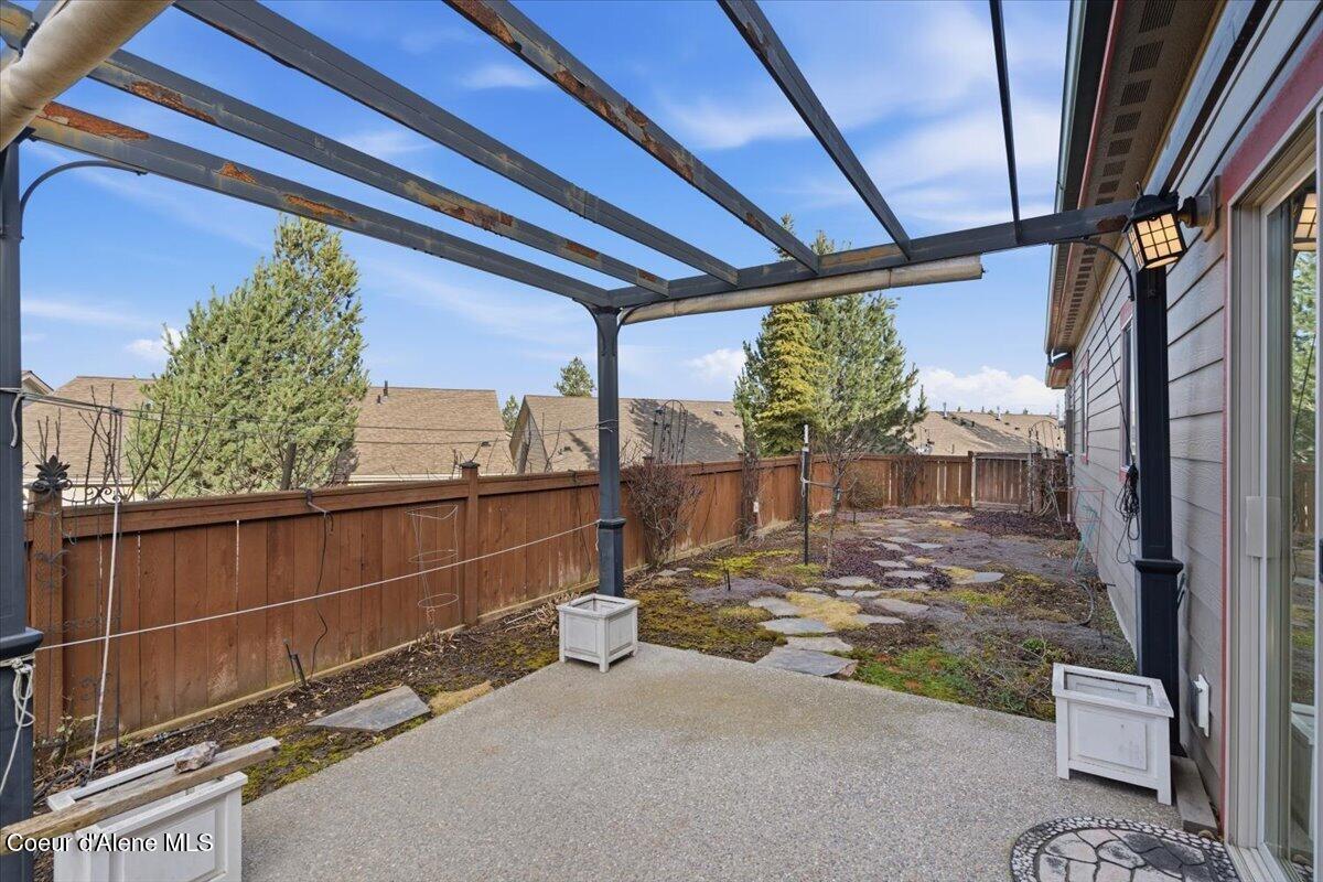 962 Waterloo Lane Coeur D'Alene, ID 83815 - Photo 34 of 46 One of Three Lovely Yard Spaces!