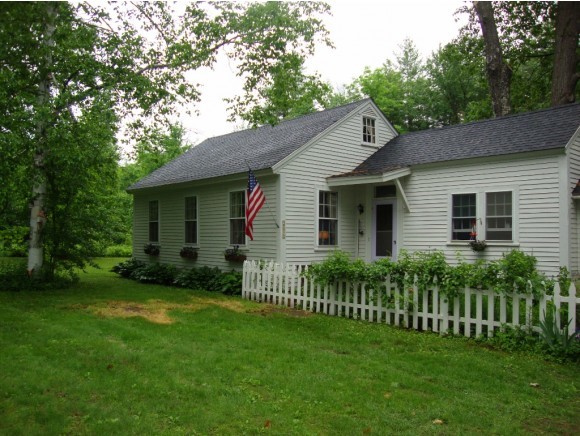 206 Old College Road Andover, NH 03216 - Photo 1 of 1