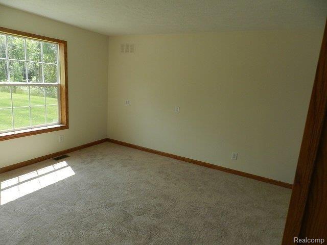 4920 Witt Road St. Clair, MI 48079 - Photo 13 of 20 DSCN3964.JPG