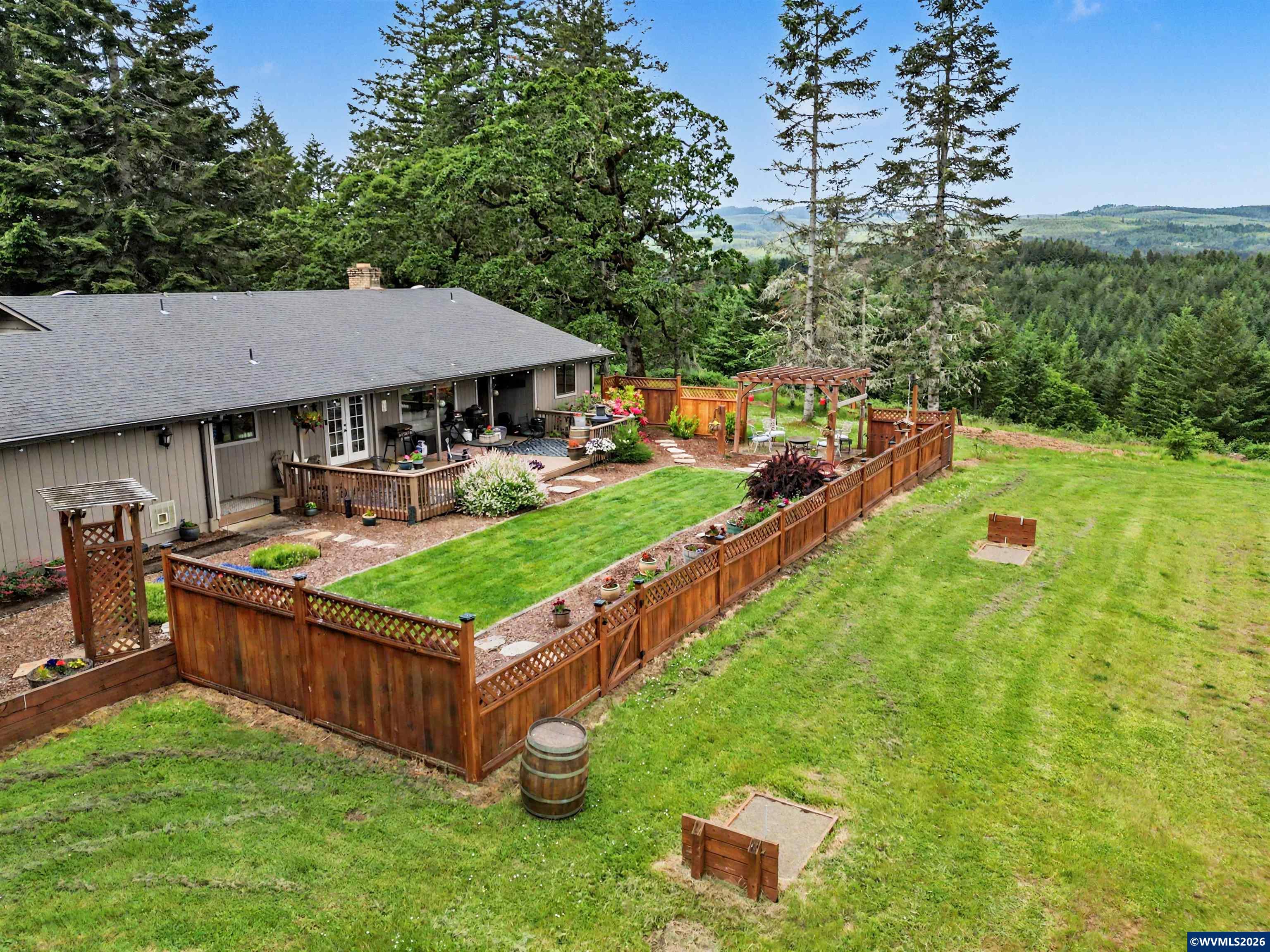15991 Oakdale Road Dallas, OR 97338 - Photo 35 of 50