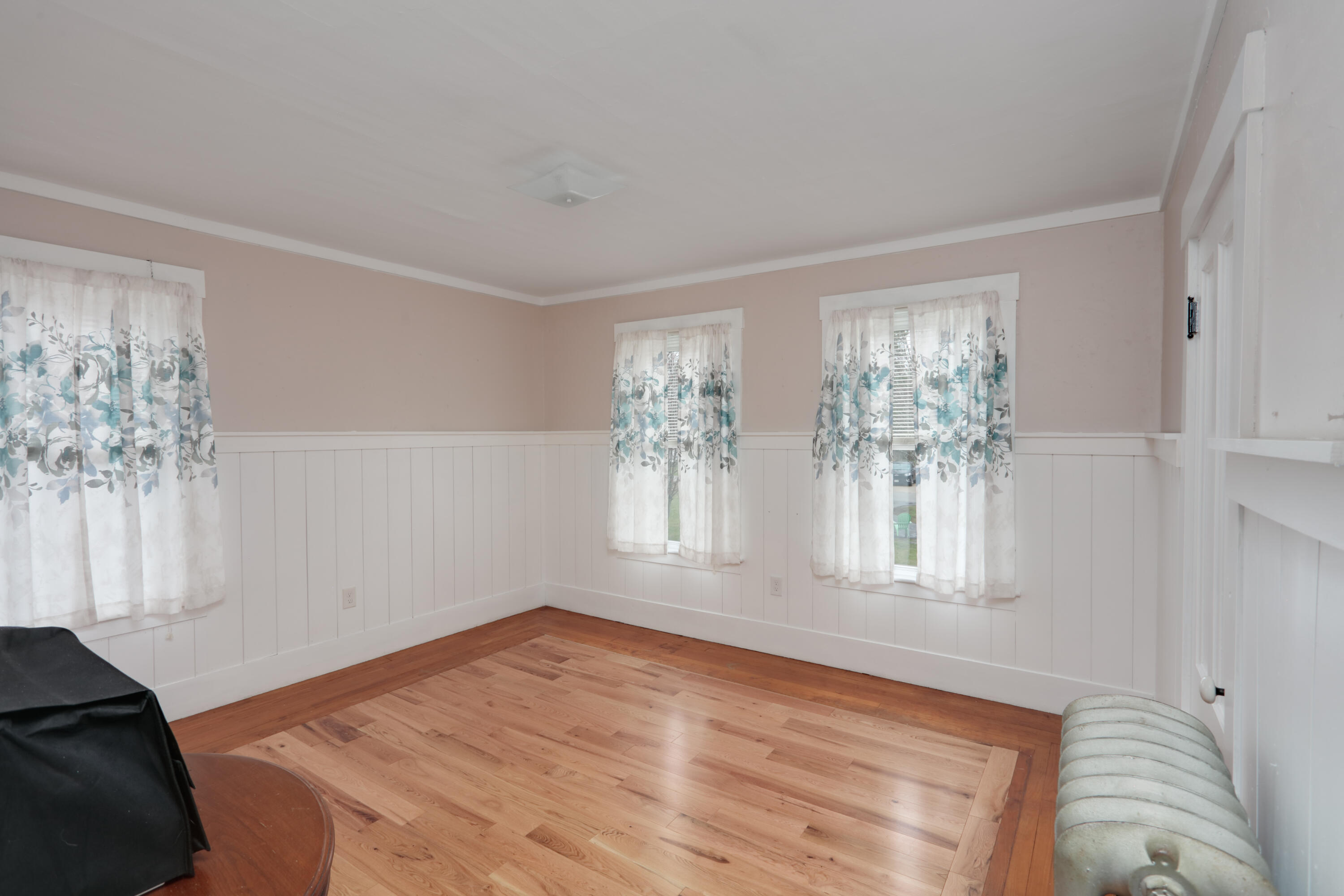 94 Rochester Street Berwick, ME 03901 - Photo 23 of 48 9235