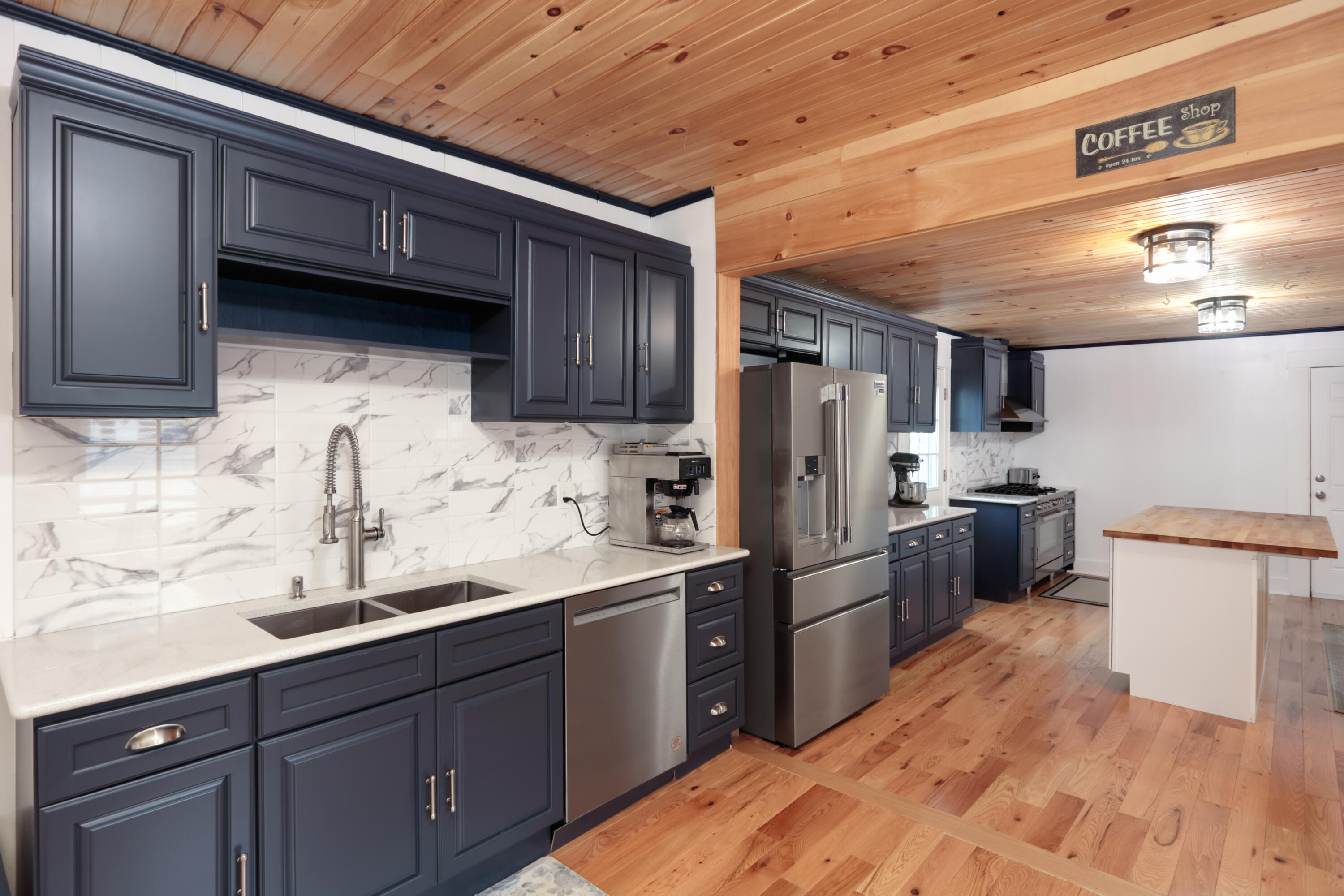 94 Rochester Street Berwick, ME 03901 - Photo 9 of 48 9116