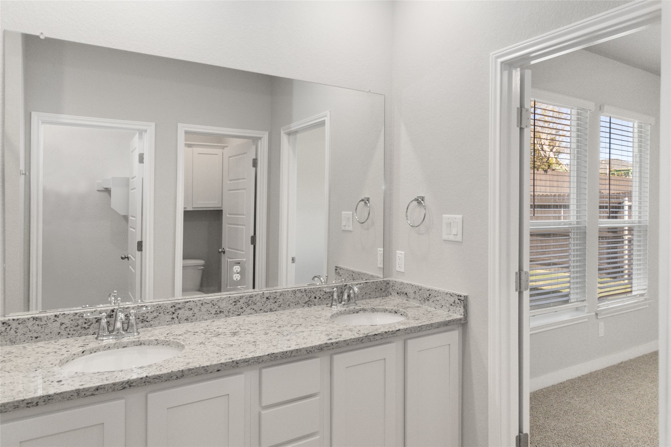 162 Gunner Road Buda, TX 78610 - Photo 13 of 31 Gallery Image 13
