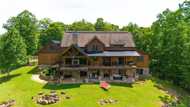 $3,995,000 | 98 Saddle Back Trail, Blue Ridge, GA 30513