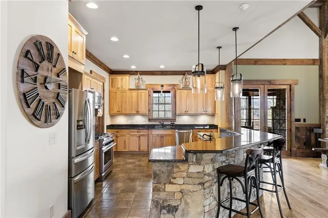 $3,995,000 | 98 Saddle Back Trail, Blue Ridge, GA 30513