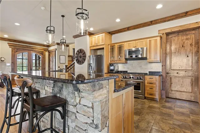 $3,995,000 | 98 Saddle Back Trail, Blue Ridge, GA 30513