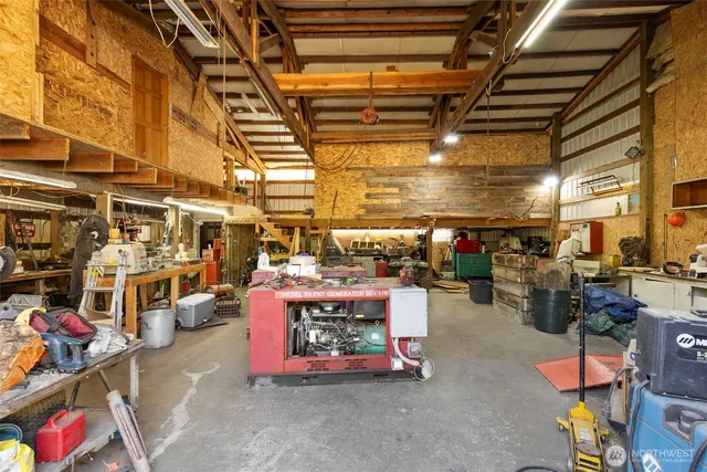 a view of a storage & utility room