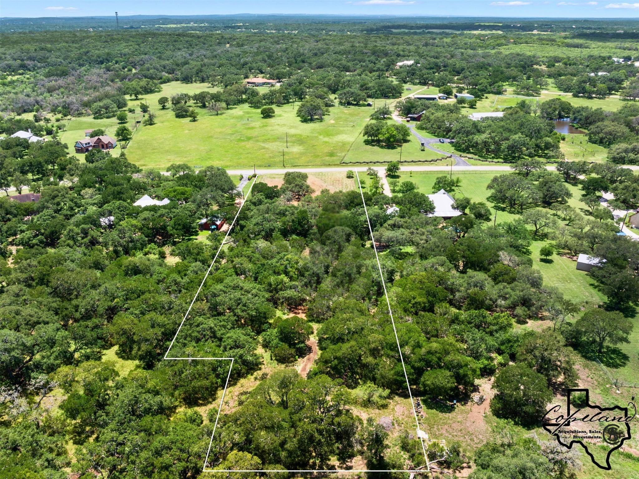 386 Landons Way Spring Branch, TX 78070 - Photo 3 of 10 a view of a city