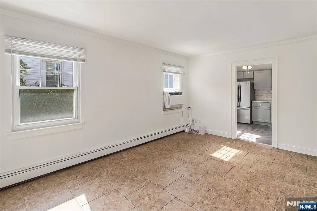 34 East Spring Valley Avenue Maywood, NJ 07607 - Photo 10 of 38 Gallery Image 10