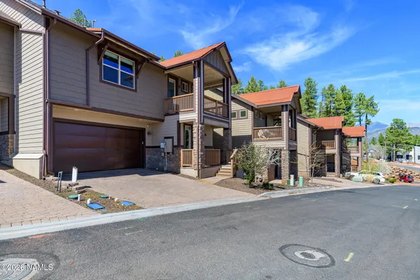 $830,000 | 585 North Moriah Drive, Flagstaff, AZ 86001