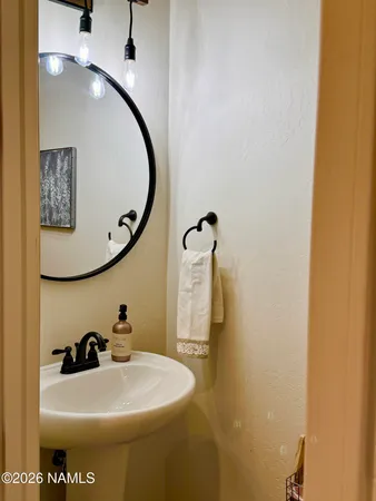 $830,000 | 585 North Moriah Drive, Flagstaff, AZ 86001