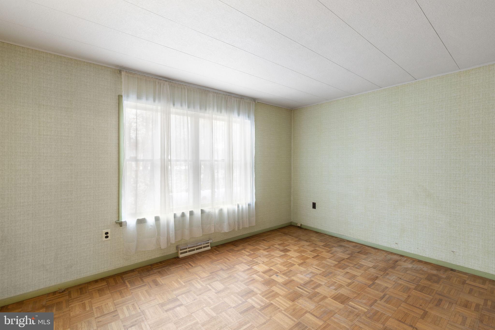 1409 Maple Avenue Baltimore, MD 21221 - Photo 18 of 35