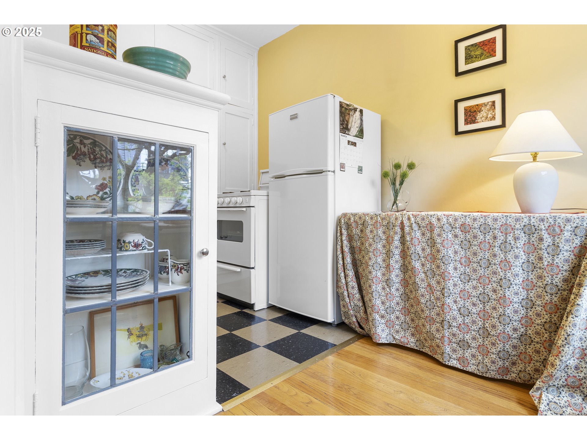 709 Southwest 16th Avenue Portland, OR 97205 - Photo 29 of 43