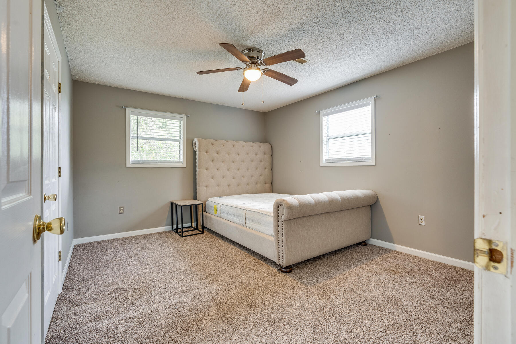 181 Hart Road Elizabethton, TN 37643 - Photo 13 of 34 015