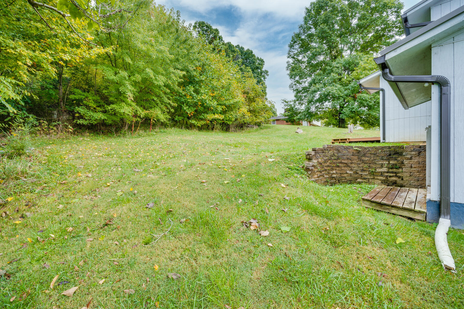 181 Hart Road Elizabethton, TN 37643 - Photo 29 of 34 031