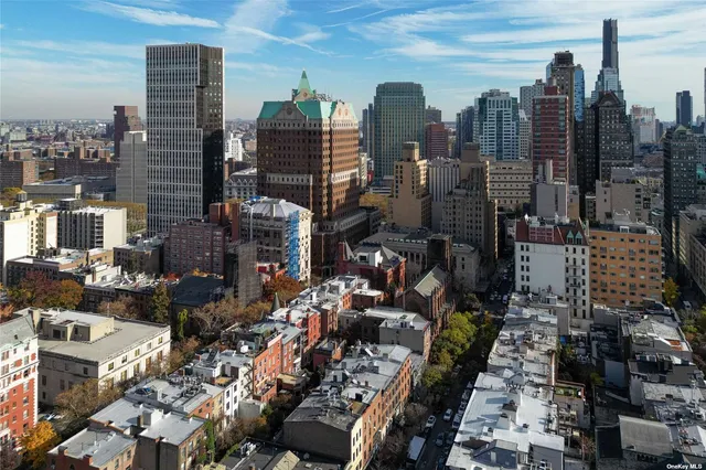 $7,500,000 | 138 Montague Street | Brooklyn Heights