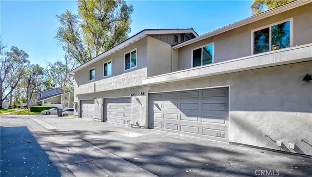 $3,500 | 2423 Coventry Circle, Fullerton, CA 92833