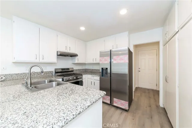 $3,500 | 2423 Coventry Circle, Fullerton, CA 92833