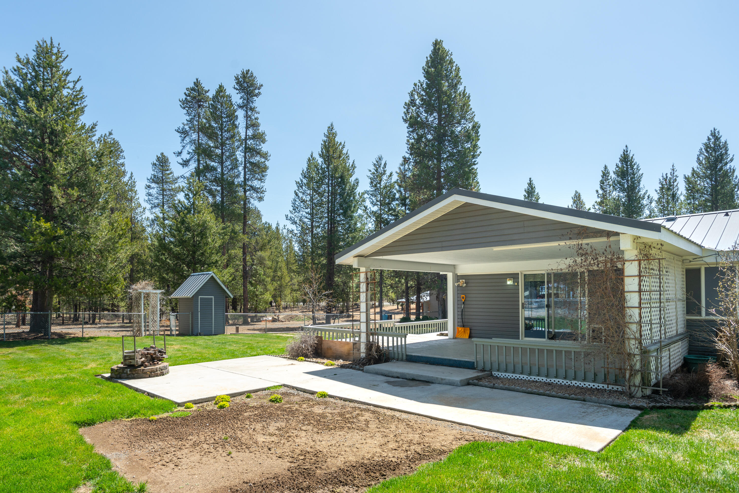 15720 Dawn Road La Pine, OR 97739 - Photo 25 of 39 15720 Dawn Road 20 of 36