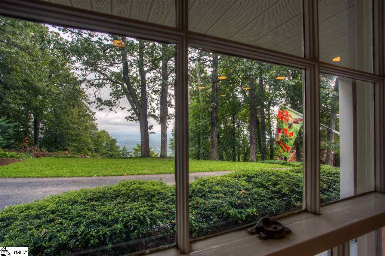 1489 Altamont Road Greenville, SC 29609 - Photo 4 of 35