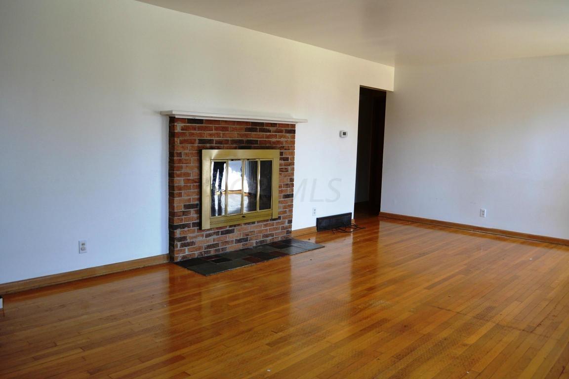 851 Brixham Road Columbus, OH 43204 - Photo 3 of 10 Gallery Image 3