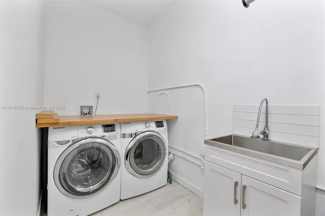 $1,570,000 | 1551 Delgado Avenue, Coral Gables, FL 33146