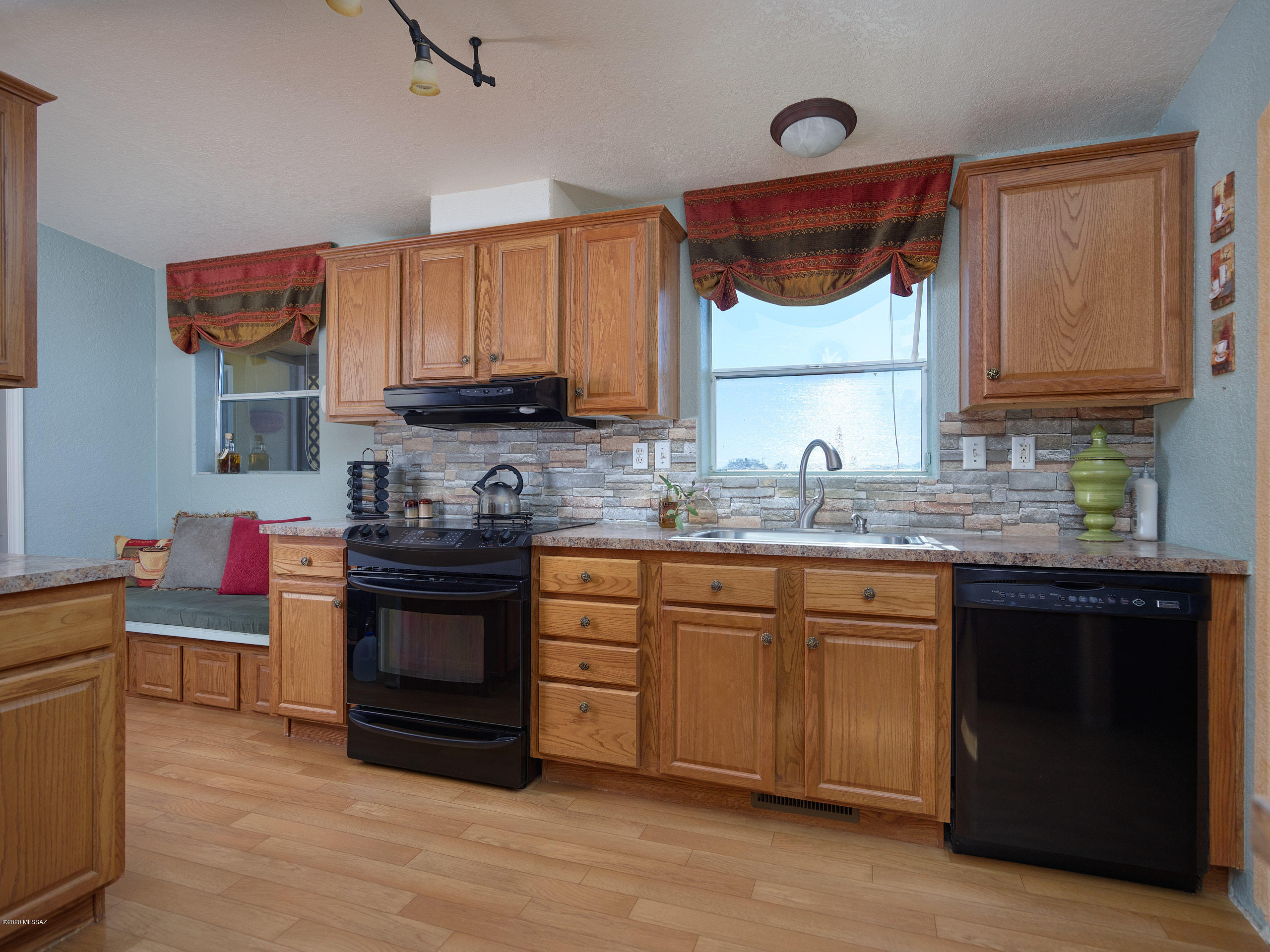 10844 West Ina Road Tucson, AZ 85743 - Photo 8 of 21 Gallery Image 8