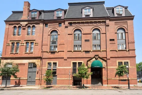 $5,200 | 9 Appleton Street, Unit 1, Boston, MA 02116